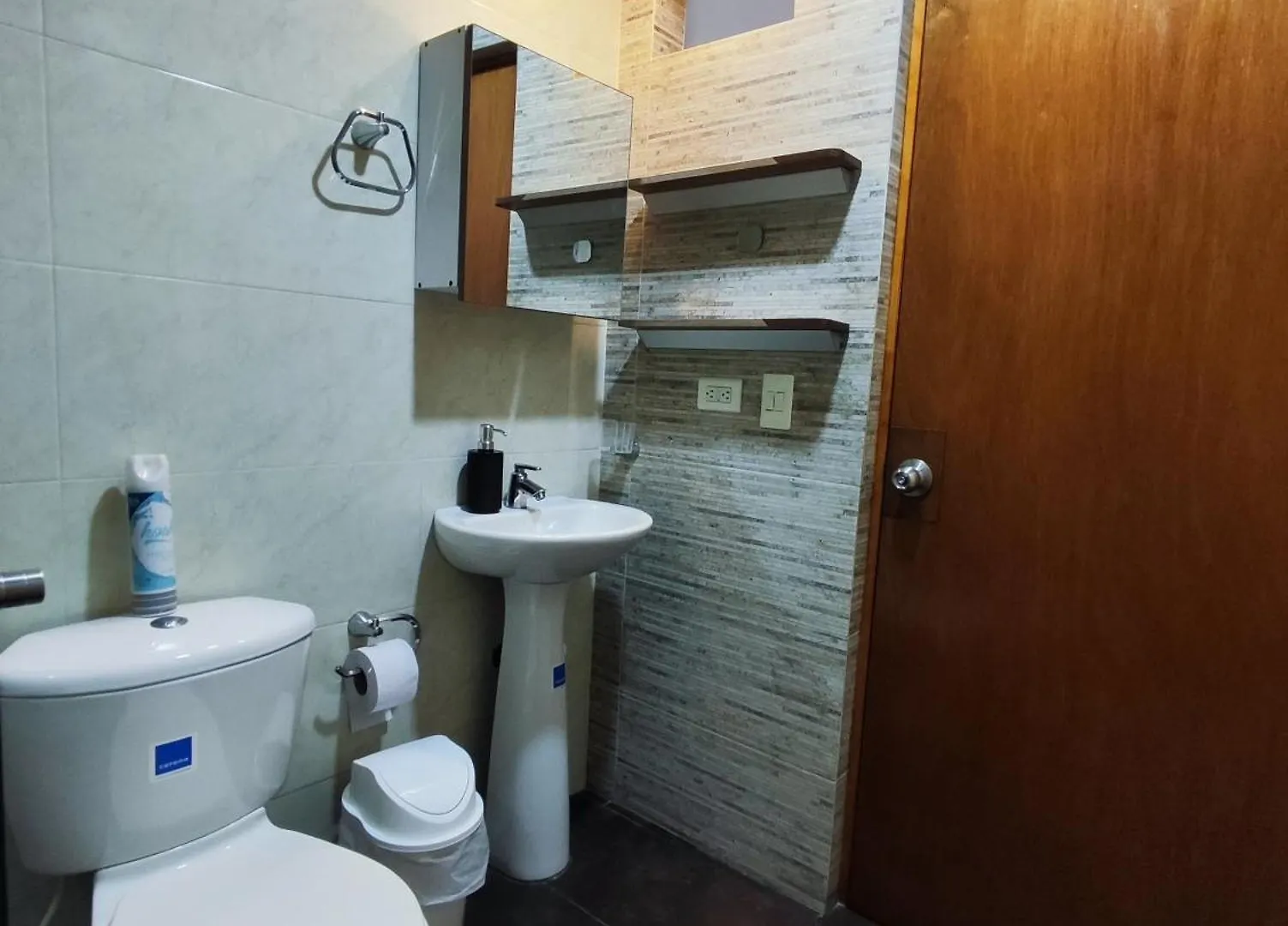 Casa En Laureles-Estadio-La 70-Eventos La Macarena Μεντεγίν Διαμέρισμα